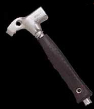 MAZA ESPECIFICA DE ESPELEO CON LLAVE INCORPORADA   EN EL MANGO